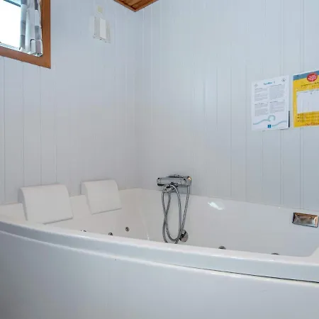 8 Person Holiday In Hemmet